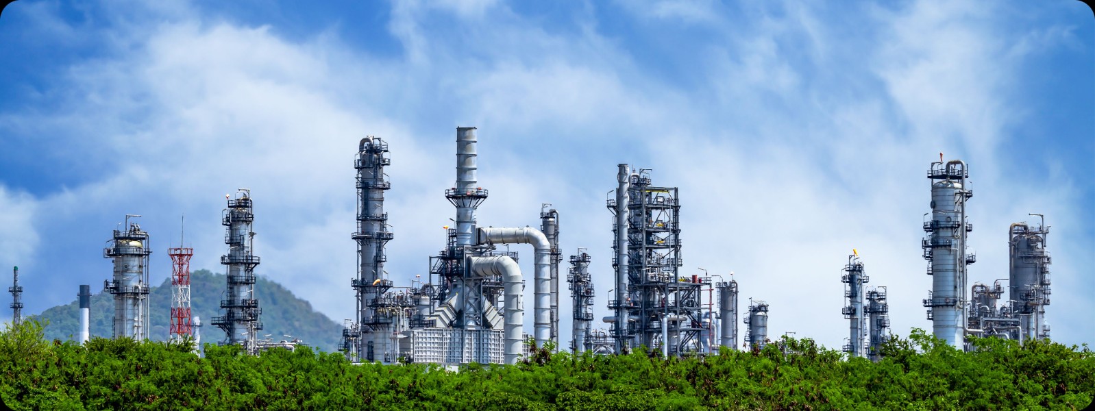 用工业AI让精细化工生产更智能、更高效、更卓越